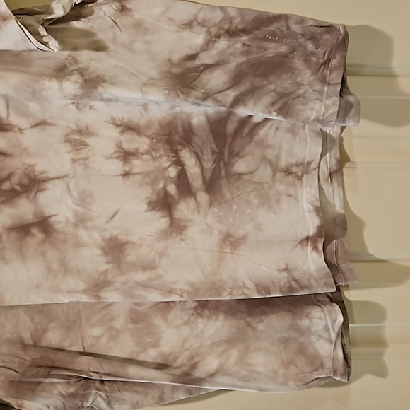 Calvin Klein Performance Taupe and White Tie Dye Tee Size 3x - Picture 3 of 7